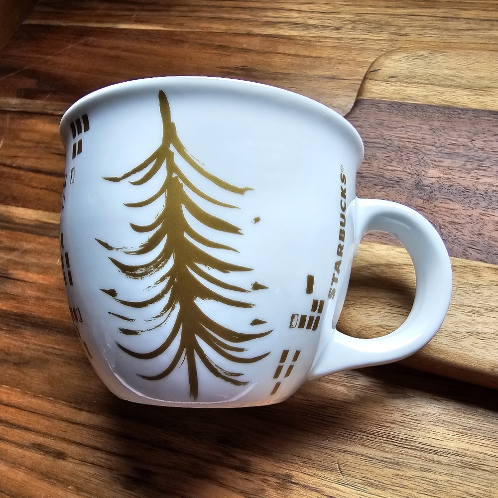 Starbucks 2014 Holiday Gold Tree 14oz Coffee Tea Mug